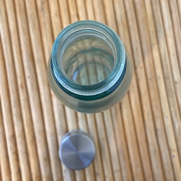 Holiday 2019 Starbucks Iridescent Rainbow Recycled Glass Water Bottle - Picture 2 of 5